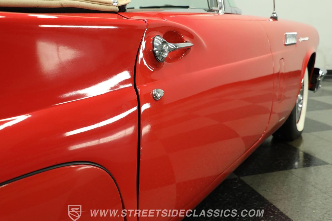 1957 Ford Thunderbird