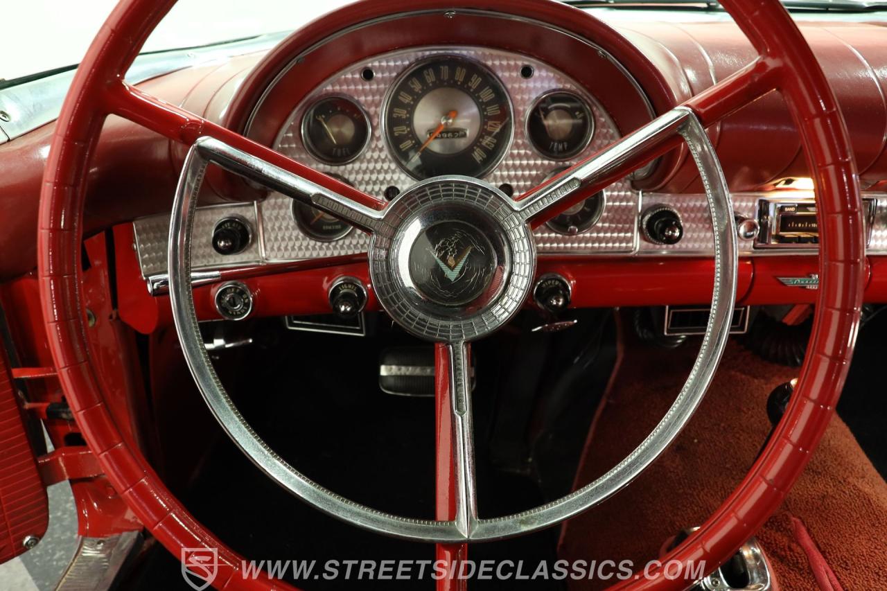 1957 Ford Thunderbird