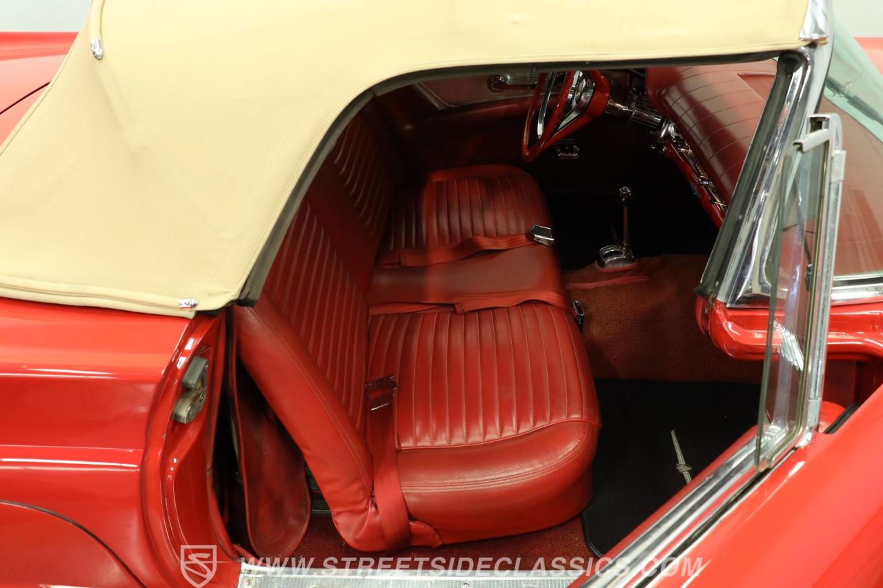 1957 Ford Thunderbird