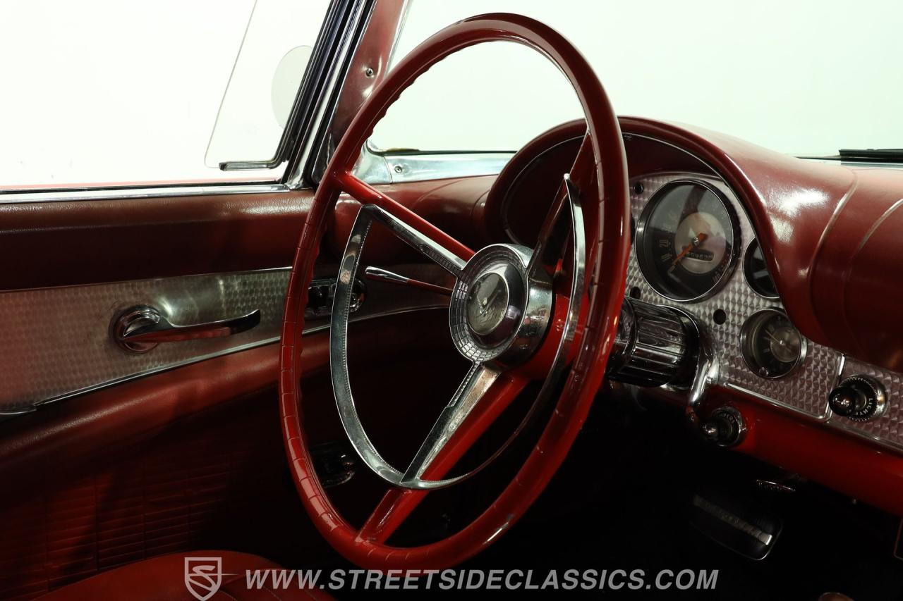 1957 Ford Thunderbird