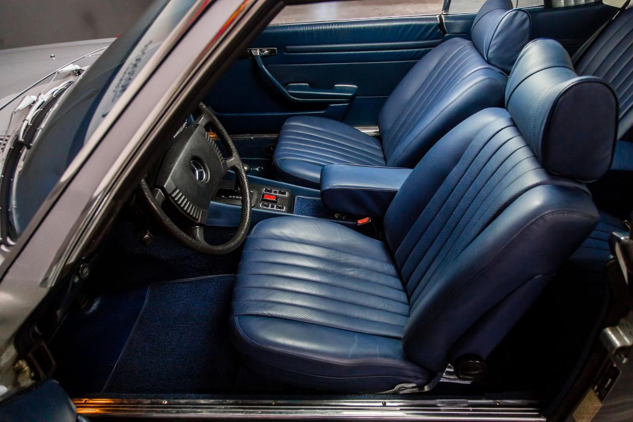 1975 Mercedes - Benz 450 SLC