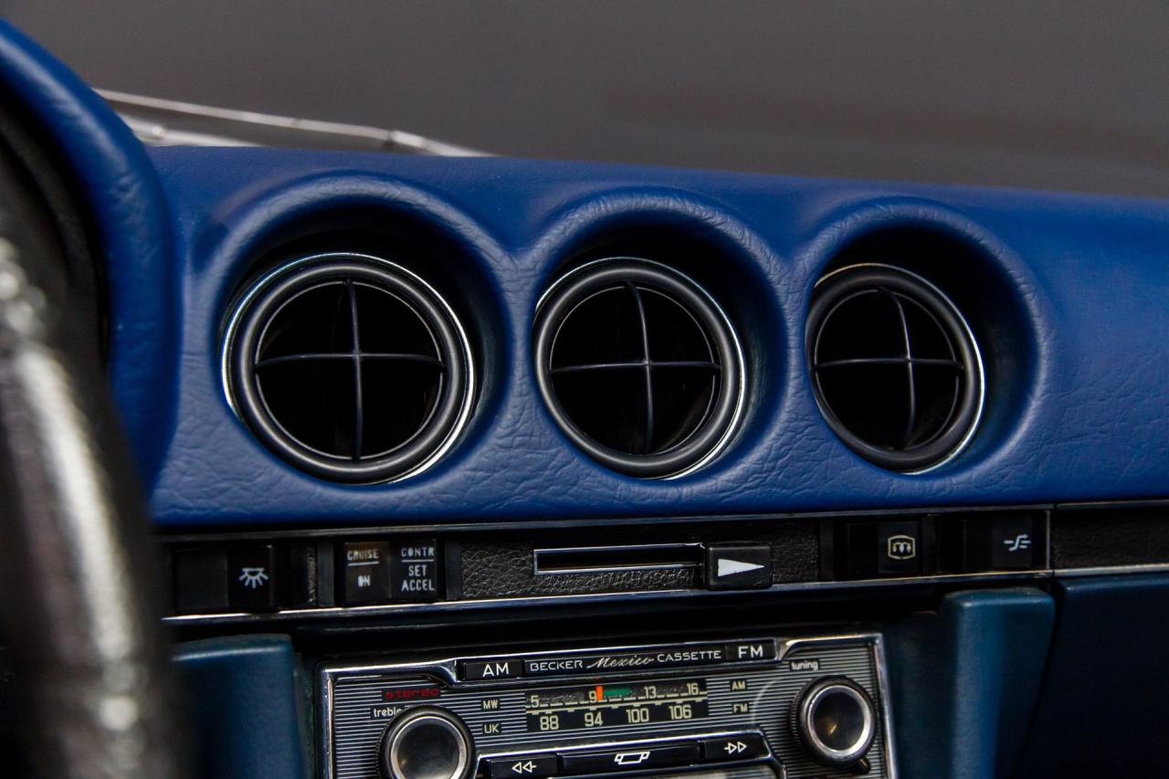 1975 Mercedes - Benz 450 SLC