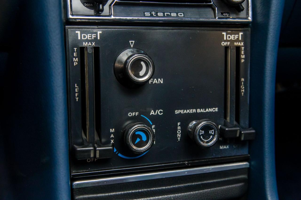 1975 Mercedes - Benz 450 SLC