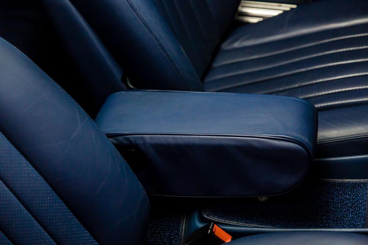 1975 Mercedes - Benz 450 SLC