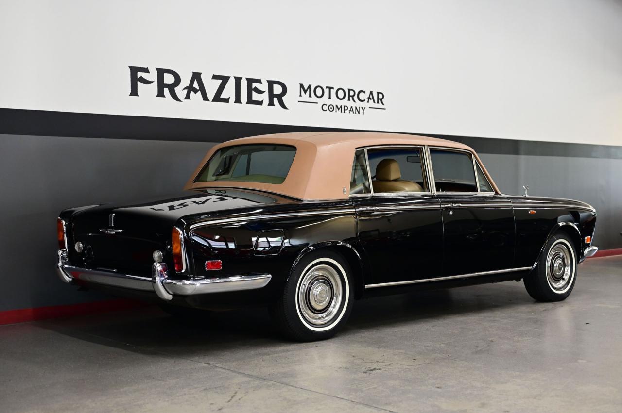 1972 Rolls - Royce SILVER CLOUD LWB