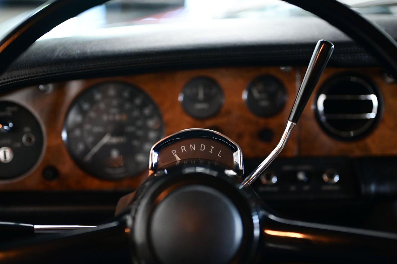 1972 Rolls - Royce SILVER CLOUD LWB
