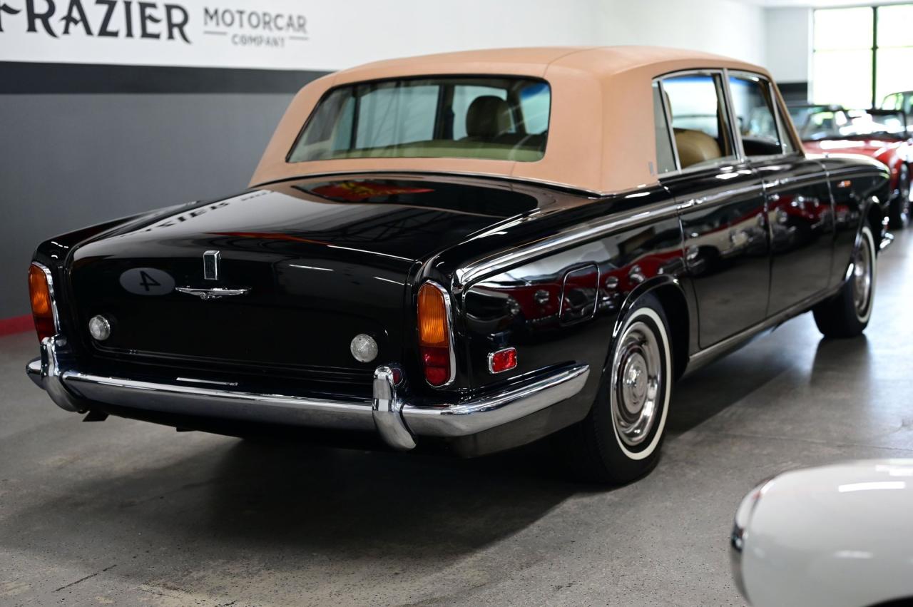 1972 Rolls - Royce SILVER CLOUD LWB