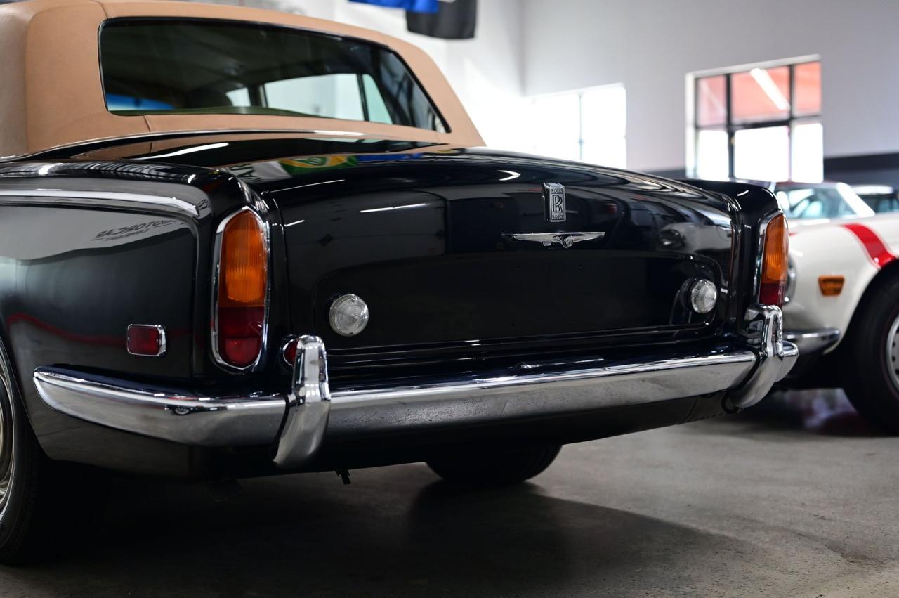 1972 Rolls - Royce SILVER CLOUD LWB