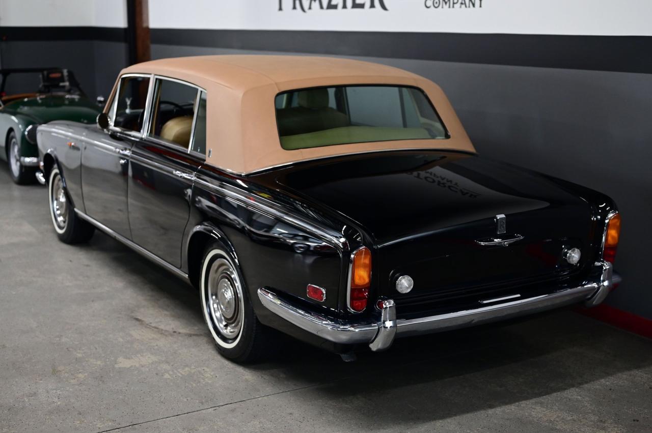 1972 Rolls - Royce SILVER CLOUD LWB