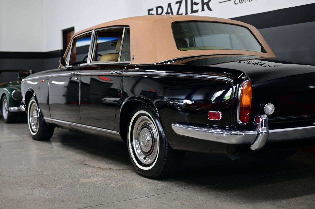 1972 Rolls - Royce SILVER CLOUD LWB