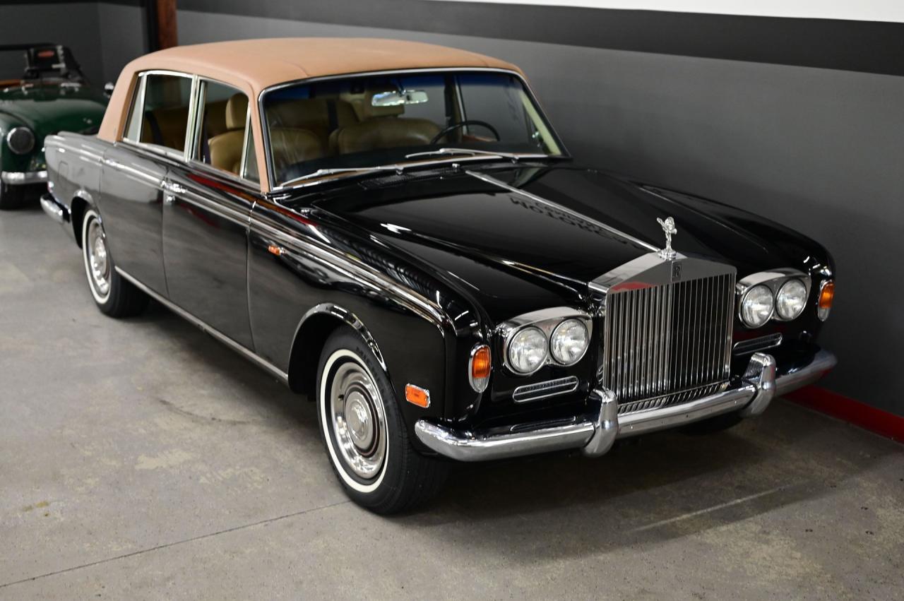 1972 Rolls - Royce SILVER CLOUD LWB