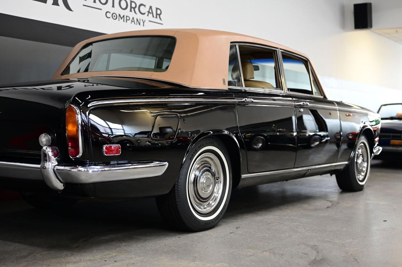 1972 Rolls - Royce SILVER CLOUD LWB