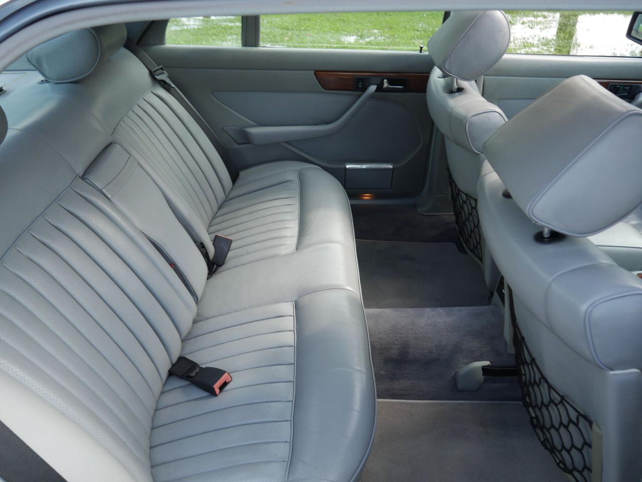 1986 Mercedes - Benz 300SDL