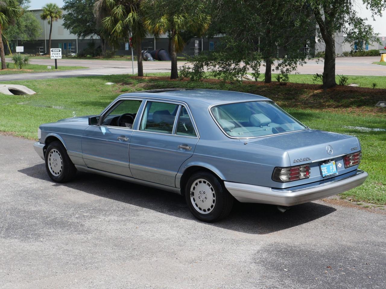 1986 Mercedes - Benz 300SDL