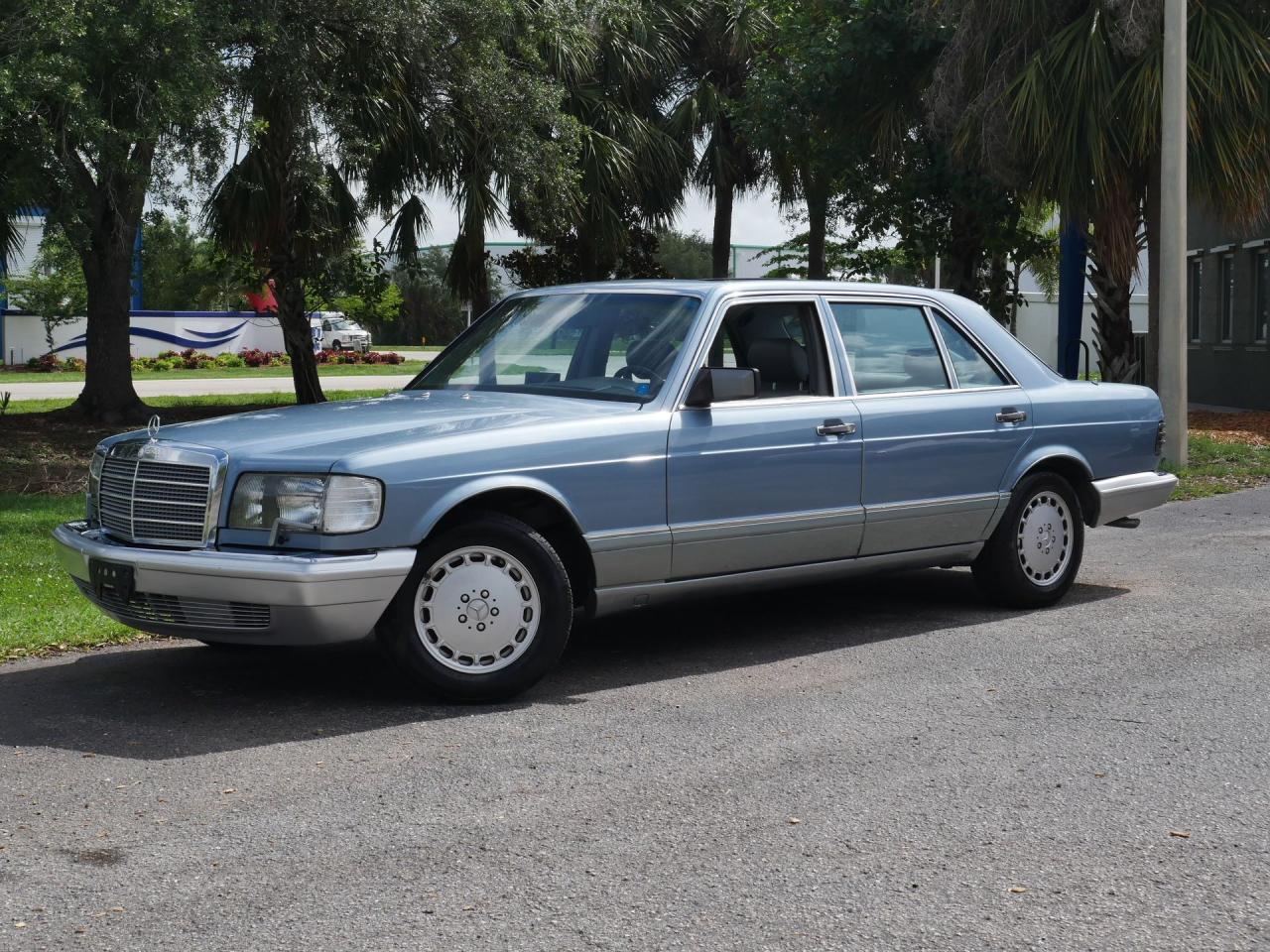 1986 Mercedes - Benz 300SDL