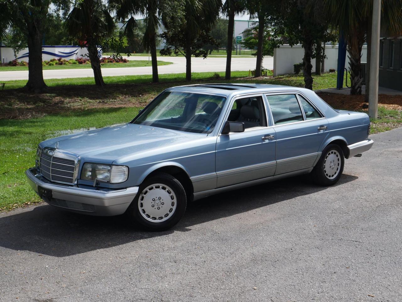 1986 Mercedes - Benz 300SDL