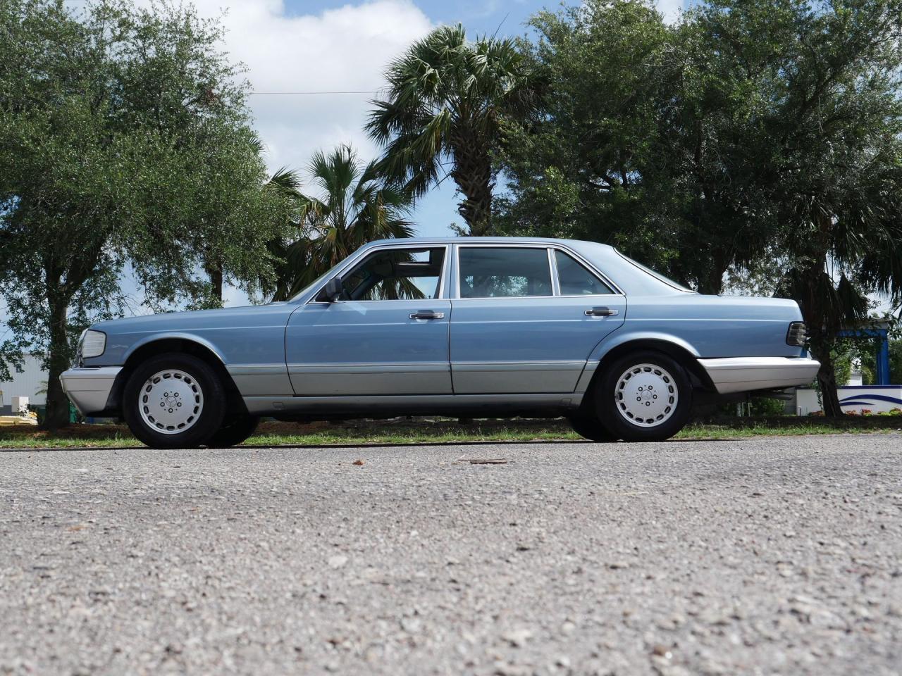 1986 Mercedes - Benz 300SDL