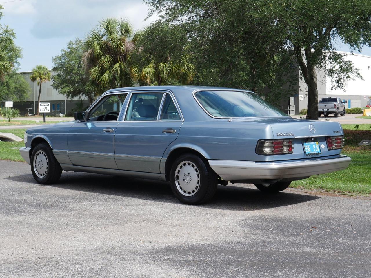 1986 Mercedes - Benz 300SDL