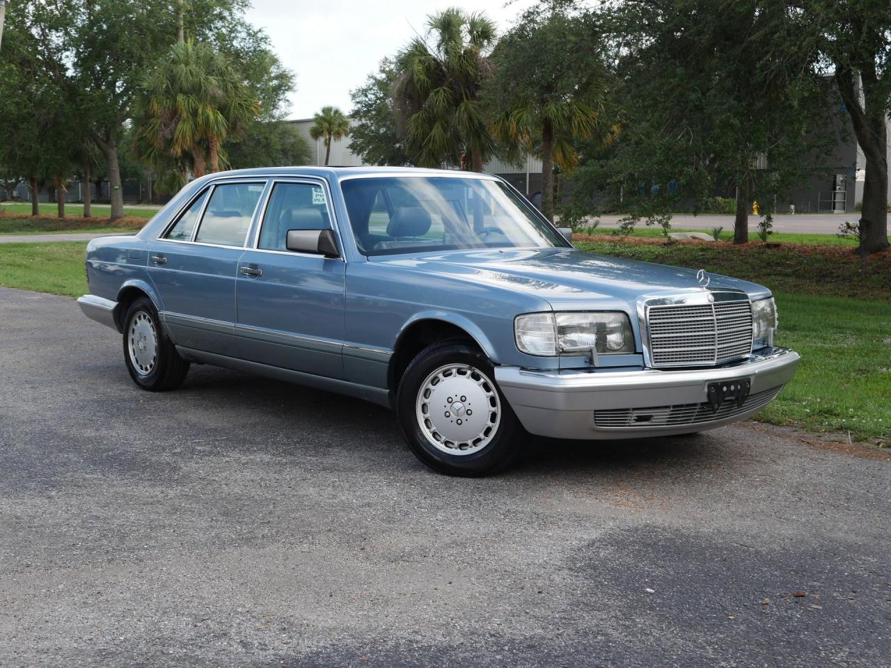 1986 Mercedes - Benz 300SDL
