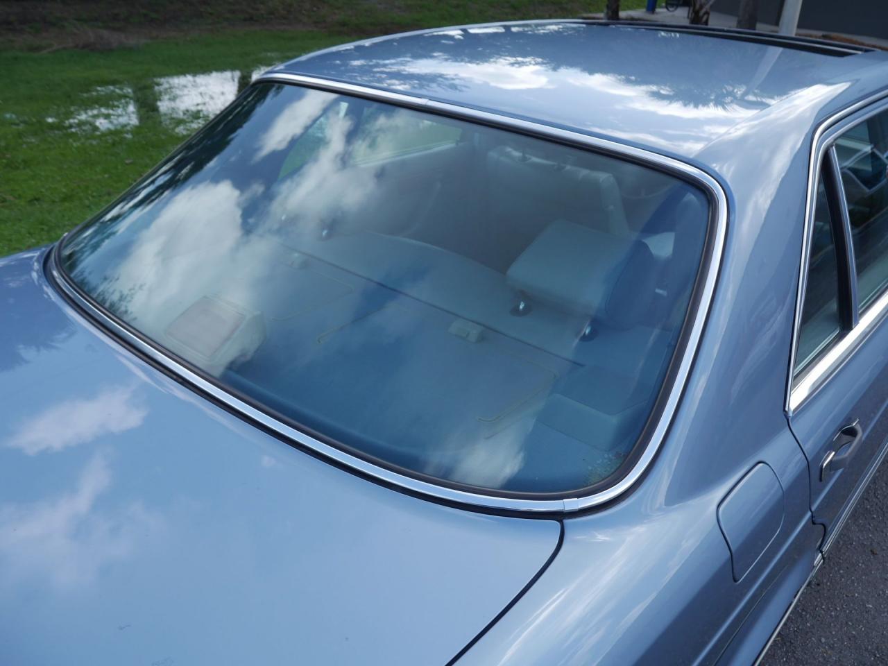 1986 Mercedes - Benz 300SDL