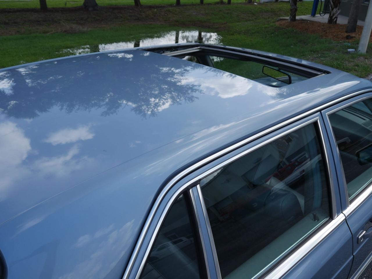 1986 Mercedes - Benz 300SDL