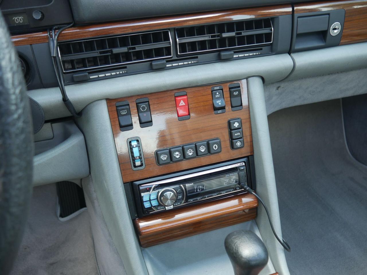 1986 Mercedes - Benz 300SDL