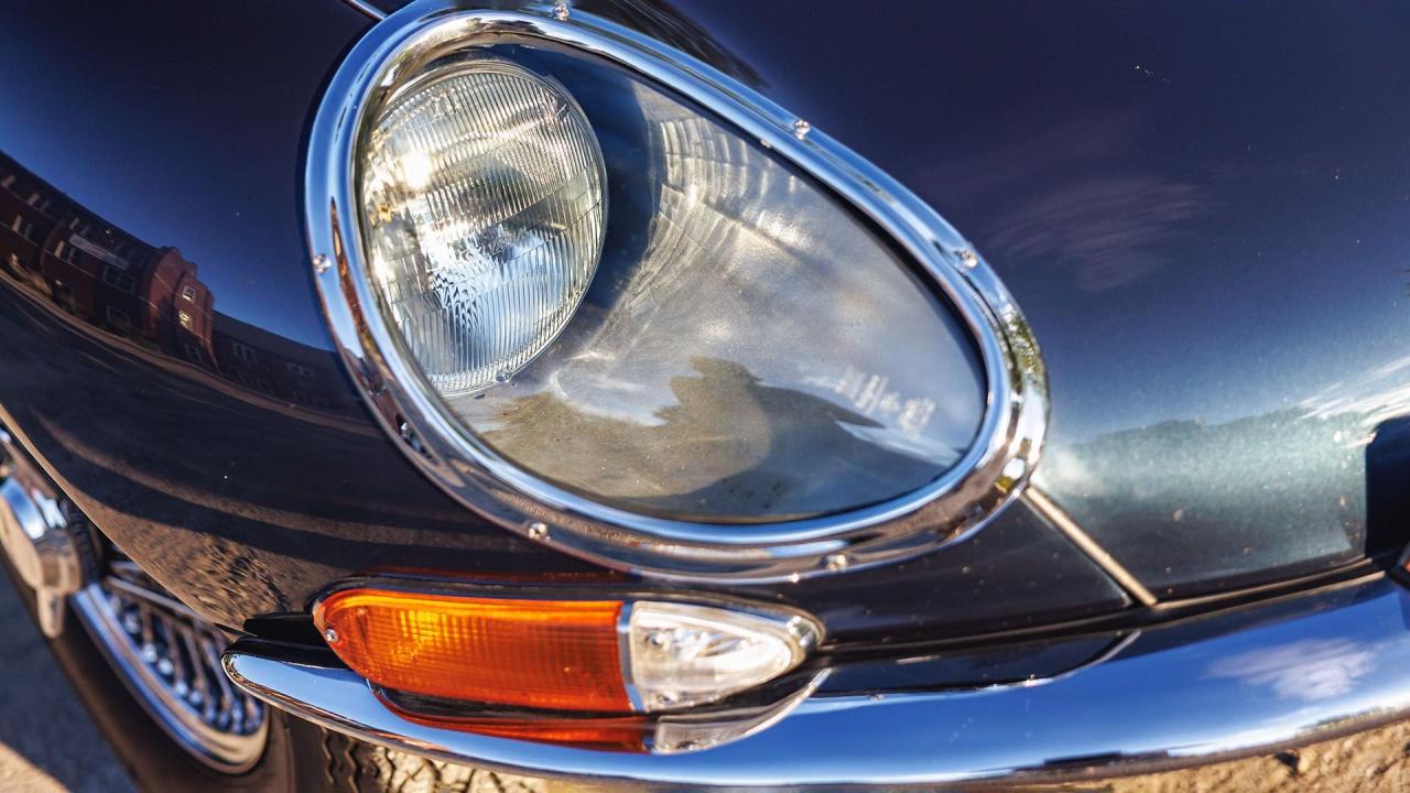 1962 Jaguar E-Type Series 1 3.8 Roadster