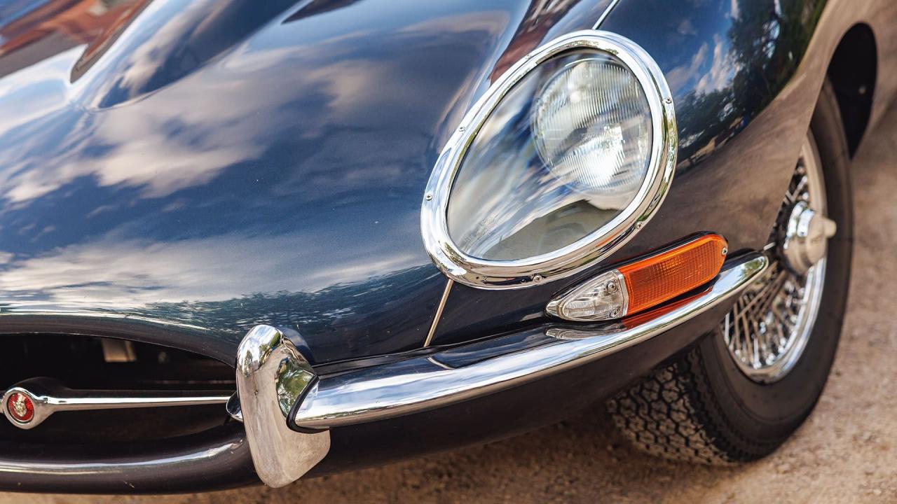 1962 Jaguar E-Type Series 1 3.8 Roadster