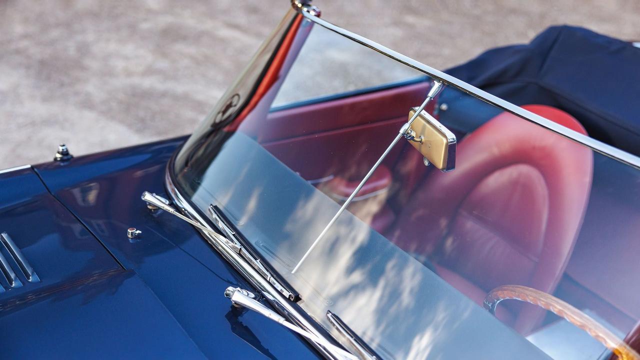 1962 Jaguar E-Type Series 1 3.8 Roadster