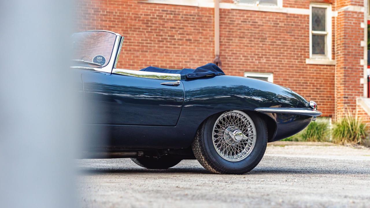 1962 Jaguar E-Type Series 1 3.8 Roadster