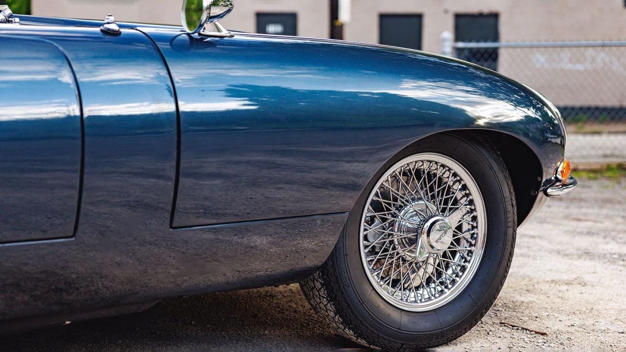 1962 Jaguar E-Type Series 1 3.8 Roadster