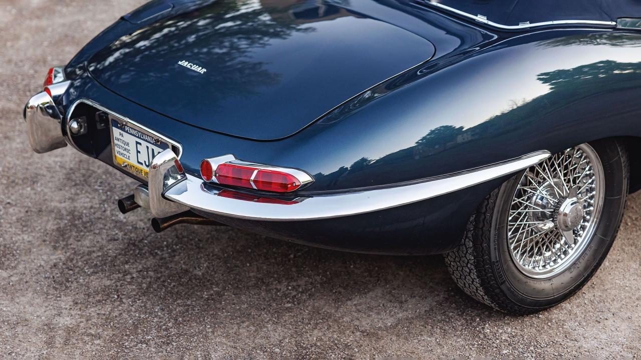 1962 Jaguar E-Type Series 1 3.8 Roadster