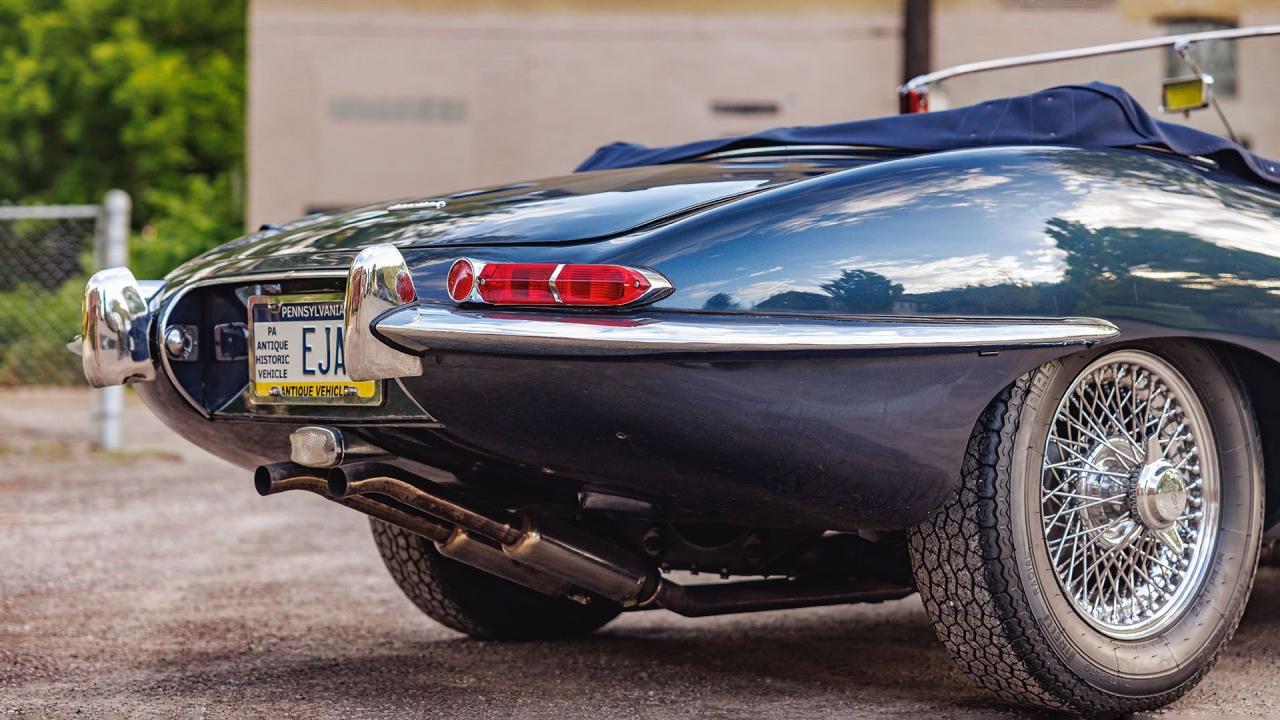 1962 Jaguar E-Type Series 1 3.8 Roadster