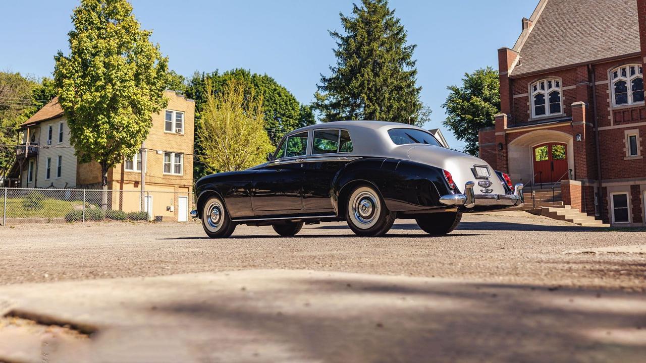 1963 Rolls - Royce Silver Cloud III Saloon