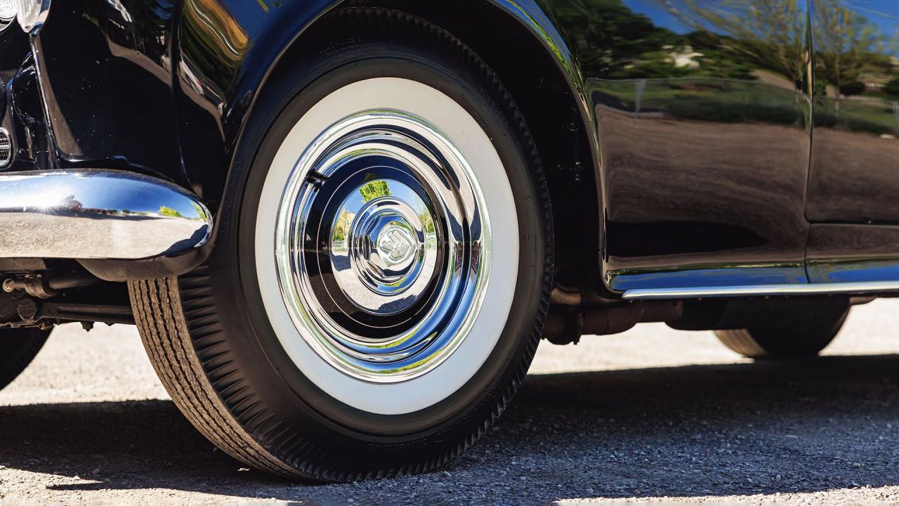 1963 Rolls - Royce Silver Cloud III Saloon