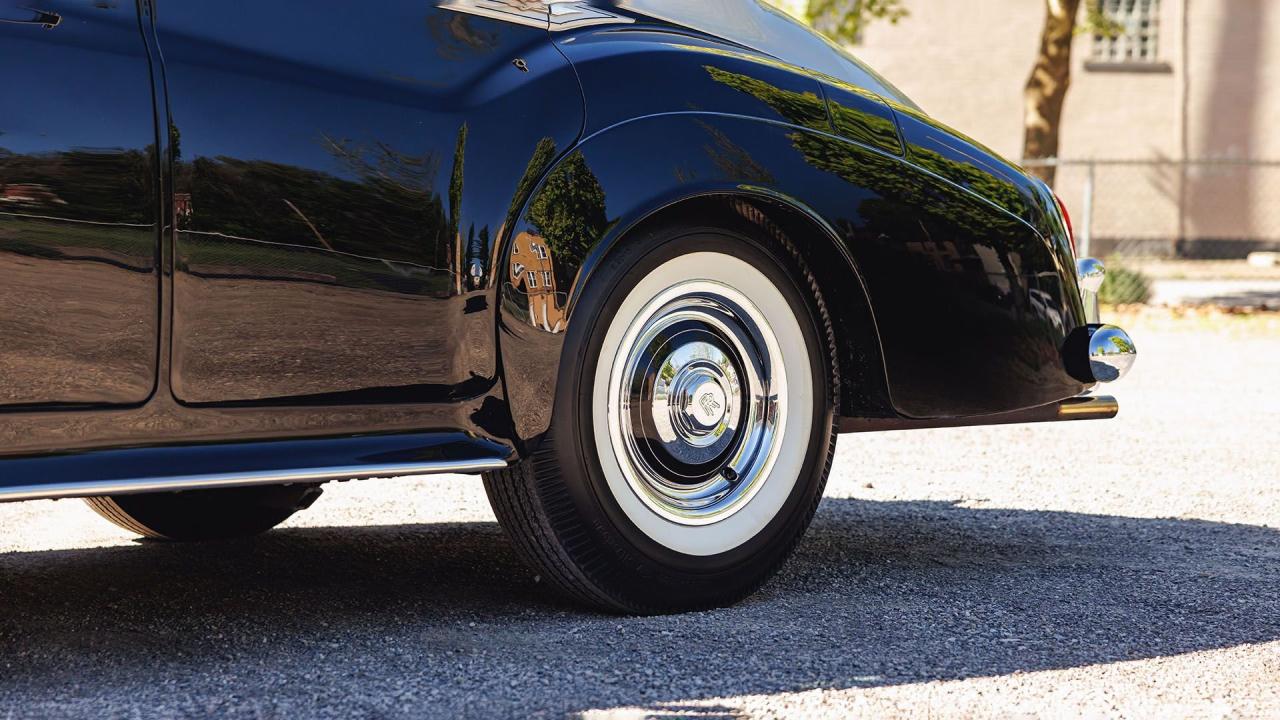 1963 Rolls - Royce Silver Cloud III Saloon
