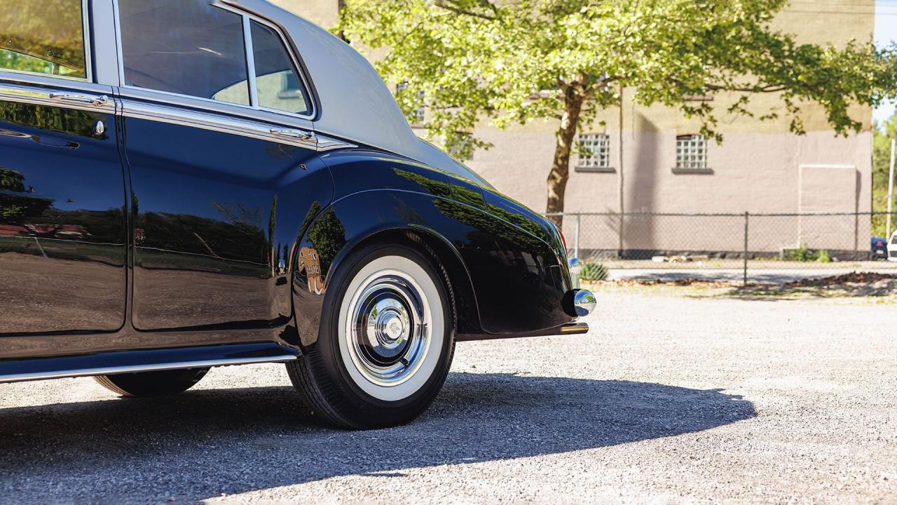 1963 Rolls - Royce Silver Cloud III Saloon