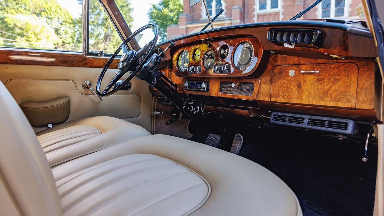 1963 Rolls - Royce Silver Cloud III Saloon
