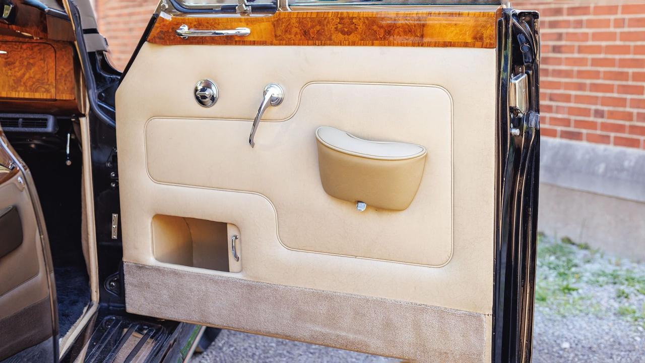 1963 Rolls - Royce Silver Cloud III Saloon