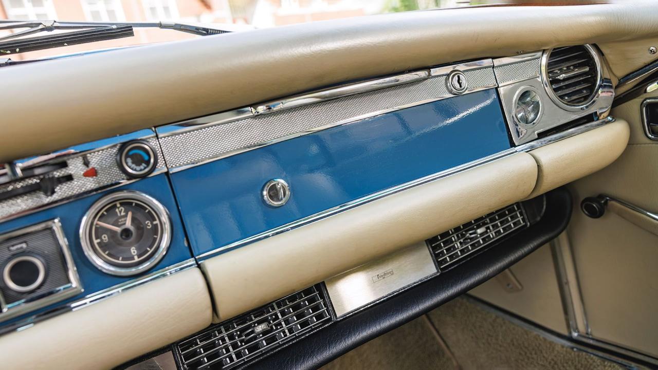 1971 Mercedes - Benz 280 SL Pagoda