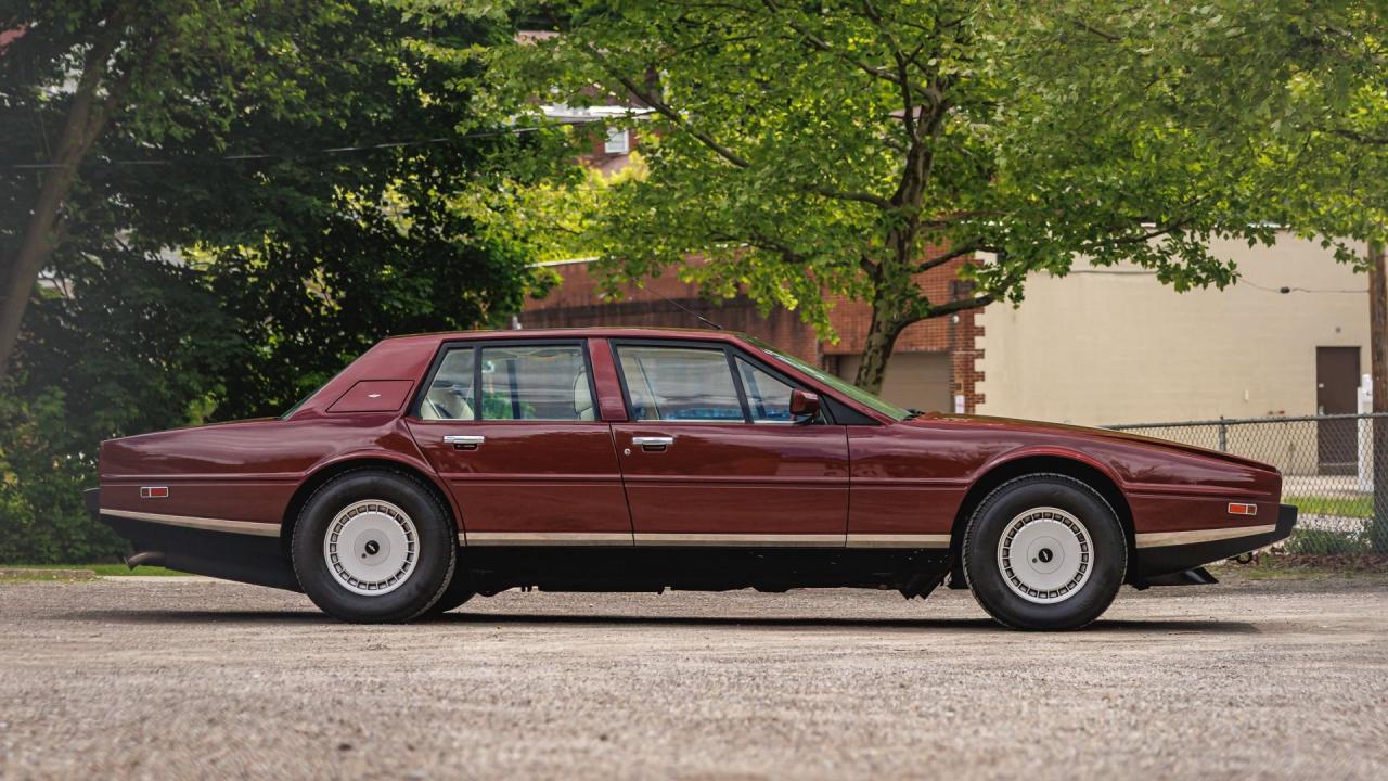 1987 Aston Martin Lagonda Series 3
