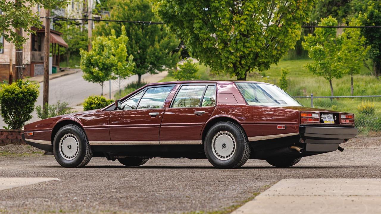 1987 Aston Martin Lagonda Series 3