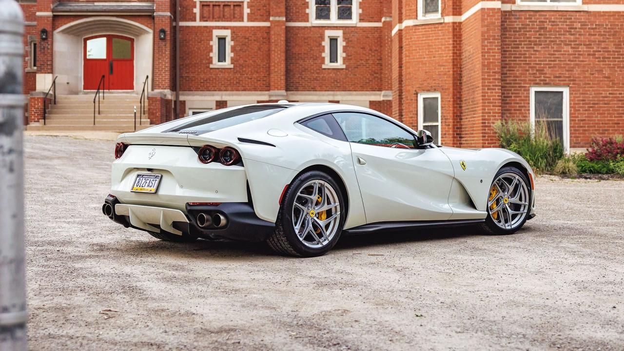 2019 Ferrari 812 Superfast