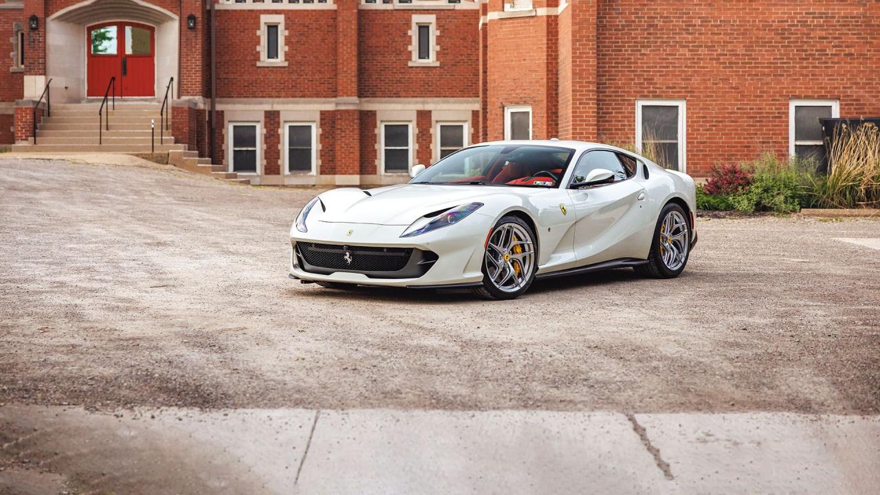 2019 Ferrari 812 Superfast