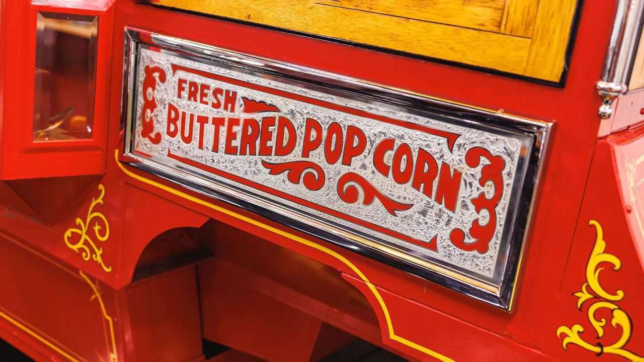 1909 Cretors Improved Special Model &ldquo;C&rdquo; Popcorn Wagon