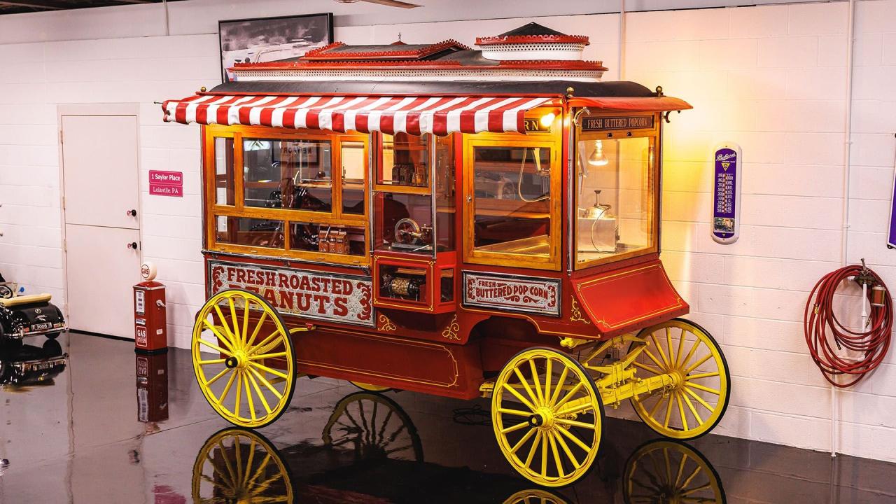 1909 Cretors Improved Special Model &ldquo;C&rdquo; Popcorn Wagon