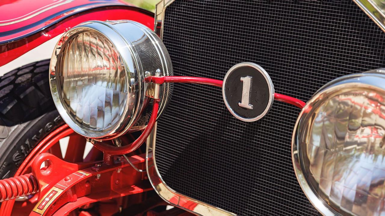1924 American-LaFrance Type 40 Combination Chemical and Hose Fire Truck