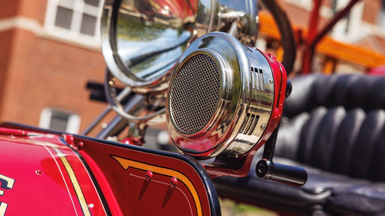 1924 American-LaFrance Type 40 Combination Chemical and Hose Fire Truck