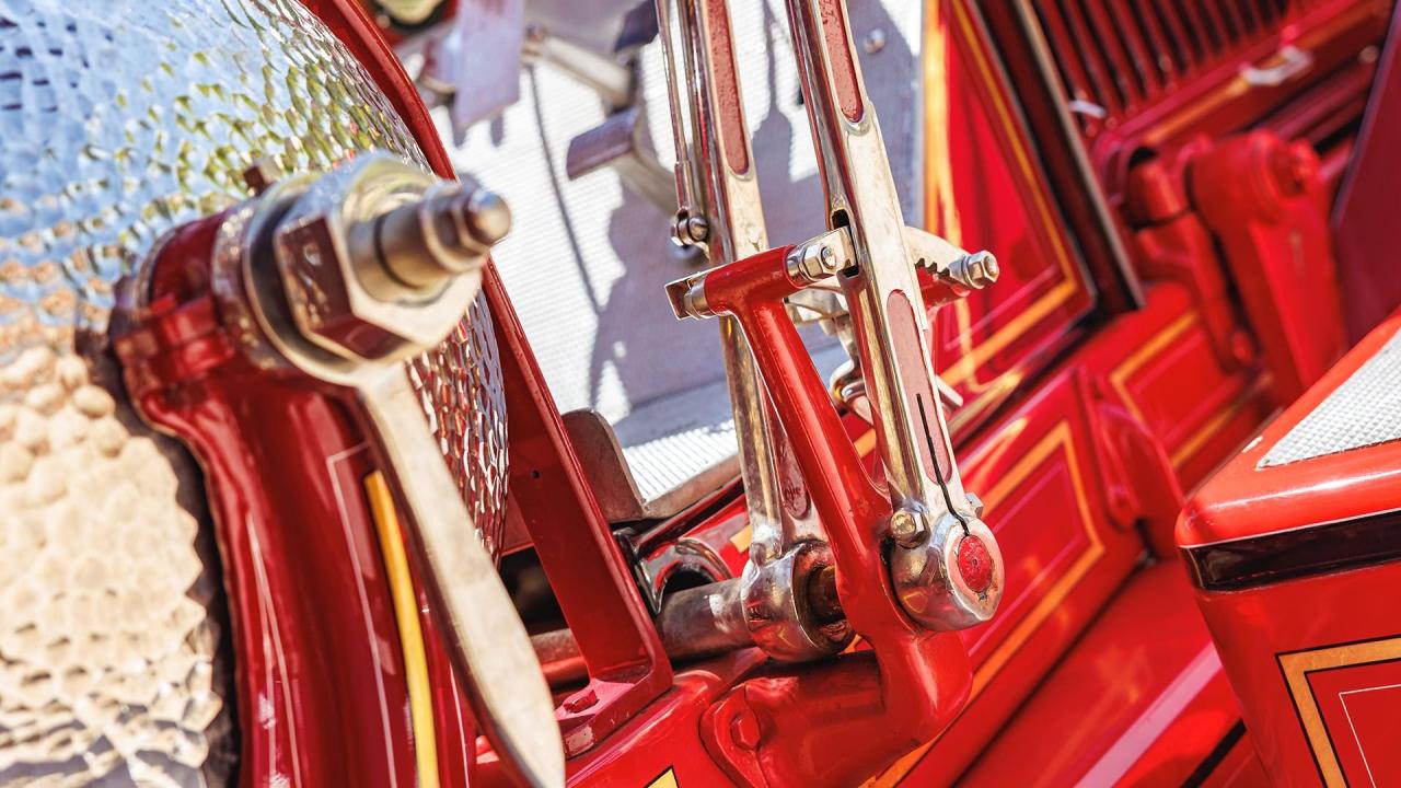 1924 American-LaFrance Type 40 Combination Chemical and Hose Fire Truck