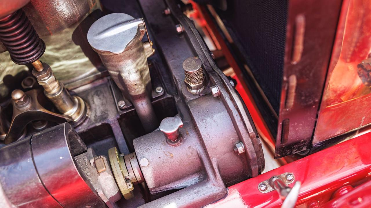 1924 American-LaFrance Type 40 Combination Chemical and Hose Fire Truck